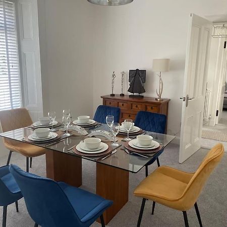 Fantastic Home In Brightons, Falkirk. Polmont Ngoại thất bức ảnh