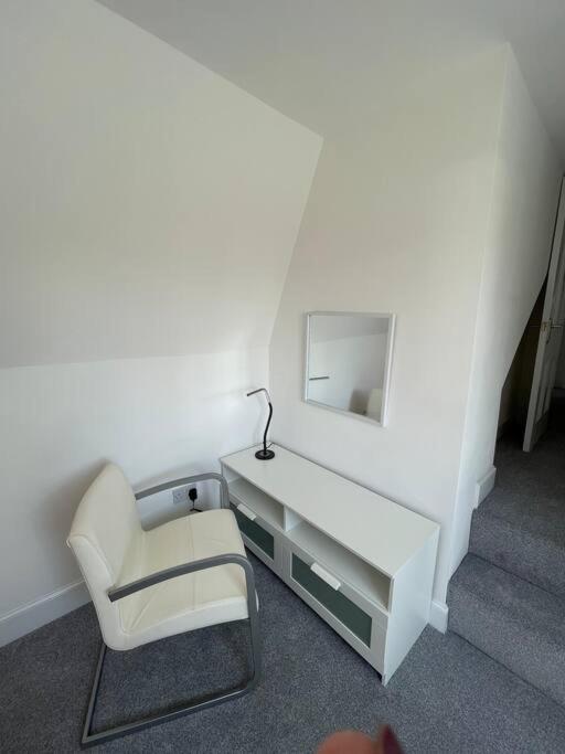 Fantastic Home In Brightons, Falkirk. Polmont Ngoại thất bức ảnh