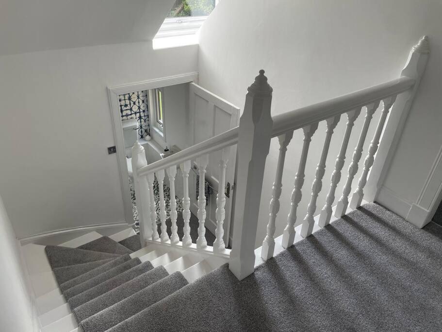 Fantastic Home In Brightons, Falkirk. Polmont Ngoại thất bức ảnh